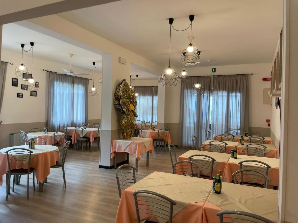 Hotel Vera Cesenatico Exteriér fotografie
